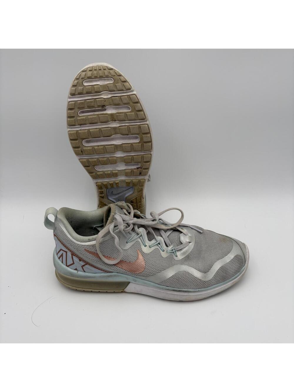 Nike Air Max Fury Woman’s 9.5 Athletic Shoes Running Casual Sneakers